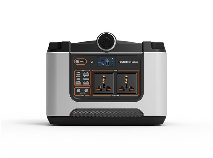 USB станция за зареждане на слънчева енергия